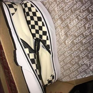 Vans classic slip on